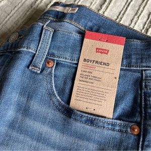 Levi's Women's Mid Rise Stretch Boyfriend Tapered Leg Denim Jeans Size 6 28x27